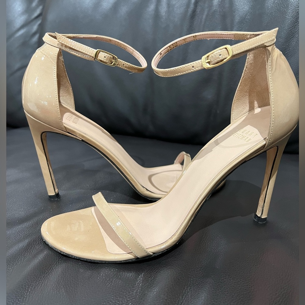 Stuart Weizmann Nudistsong size 40